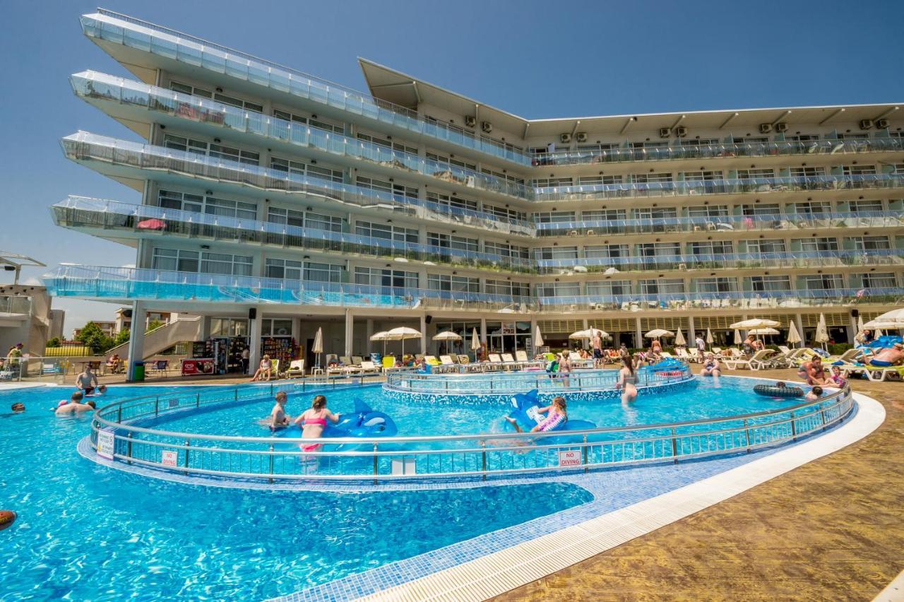 Aqua Nevis Hotel & Aqua Park Slantchev Briag Extérieur photo